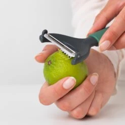 Brabantia Tasty+ Dunschiller Y-vorm Fir Green -Beste Keukenspullen 102 2927 3 1